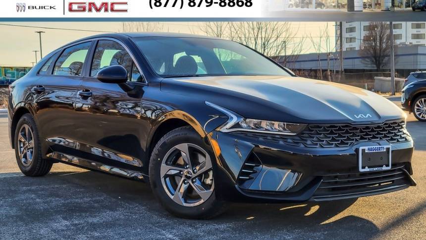 2022 Kia K5 LX — Sedan — 83,599 mi — Oak Lawn, IL