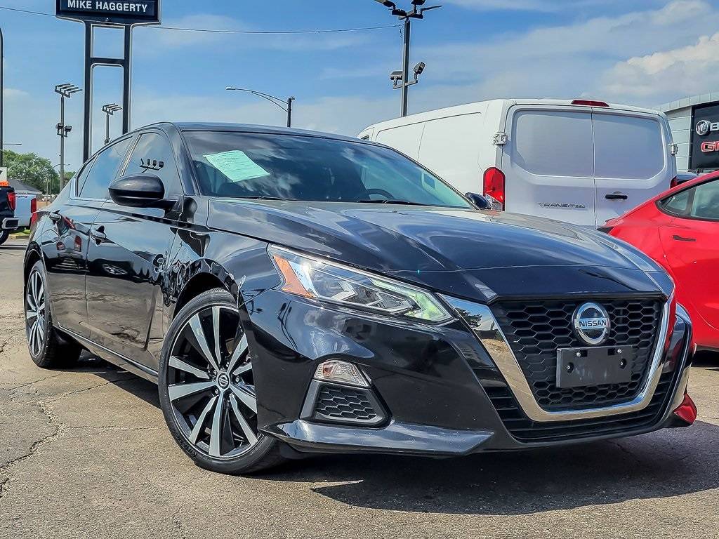 2019 Nissan Altima SR — Sedan — 92,196 mi — Oak Lawn, IL