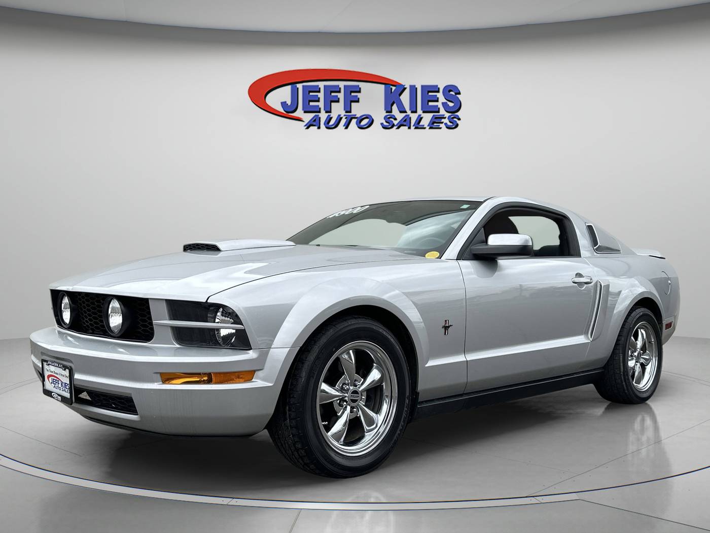 2005 Ford Mustang Premium — Coupe — 46,000 mi — Apalachin, NY