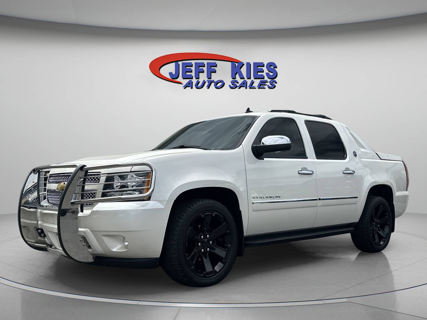2013 Chevrolet Avalanche LTZ — Pickup Truck — 40,000 mi — Apalachin, NY