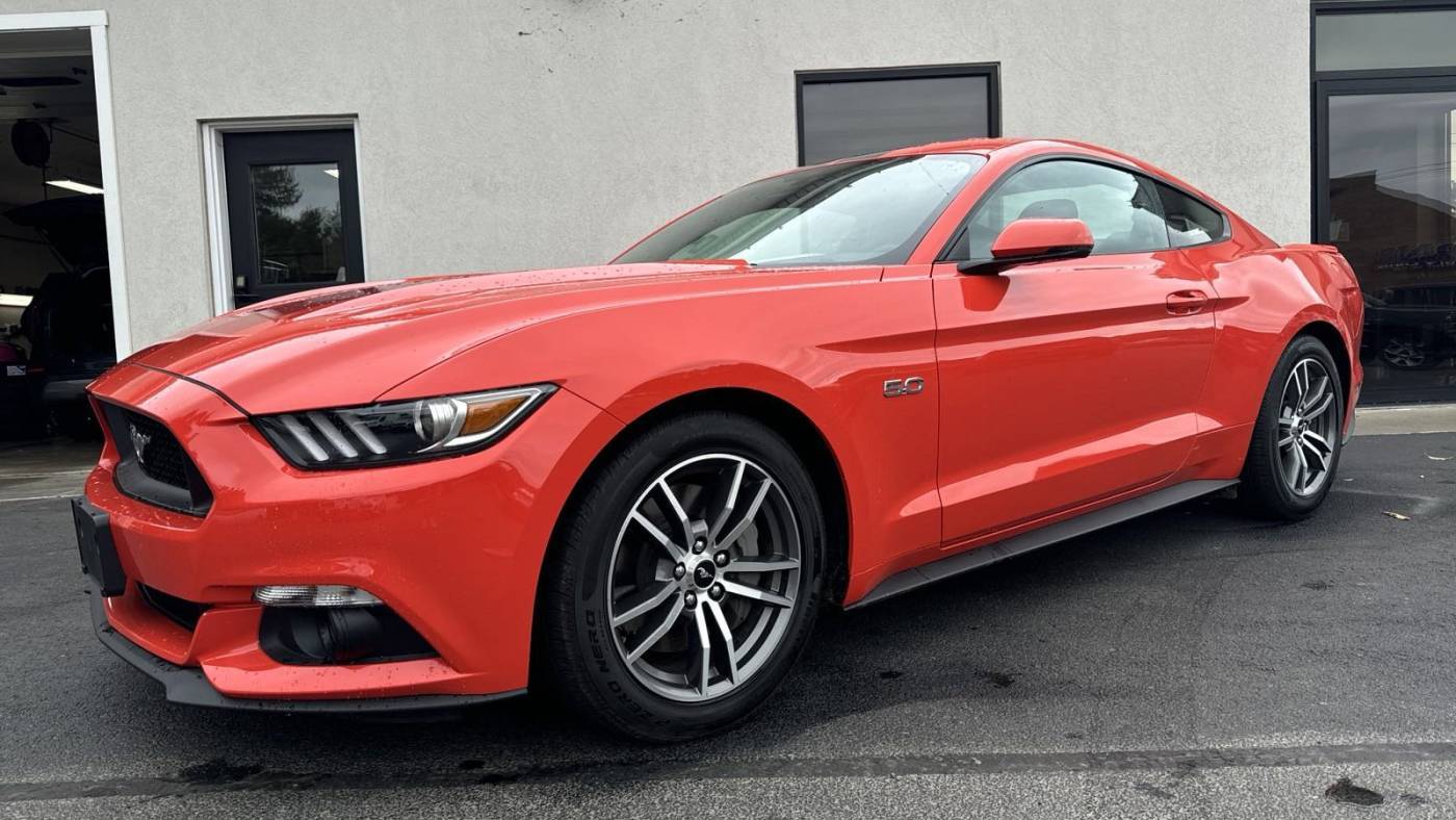 2016 Ford Mustang GT Premium — Coupe — 3,500 mi — Apalachin, NY