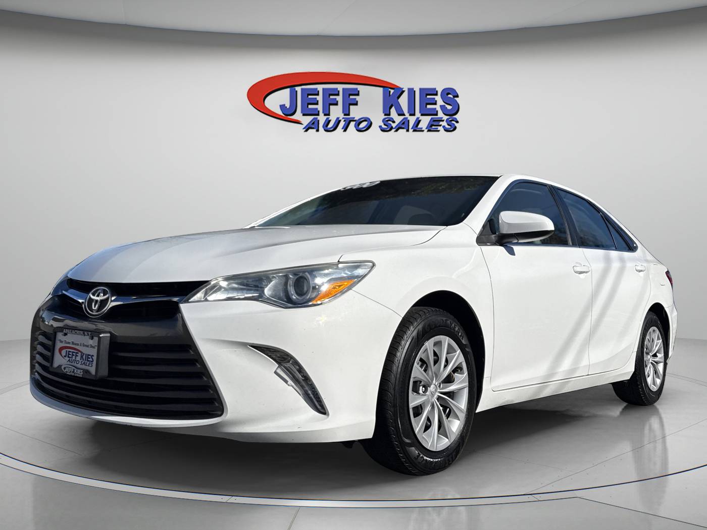 2016 Toyota Camry LE — Sedan — 101,000 mi — Apalachin, NY