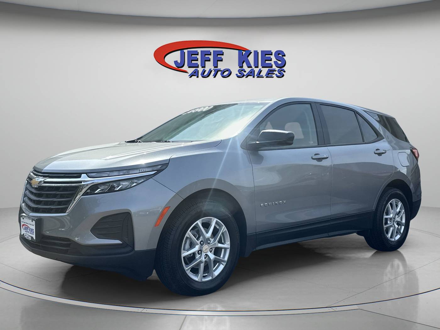 2023 Chevrolet Equinox LS — SUV — 8,700 mi — Apalachin, NY