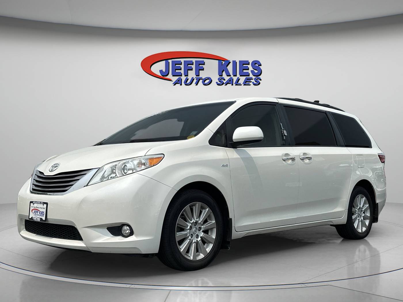 2016 Toyota Sienna XLE — Minivan — 112,000 mi — Apalachin, NY