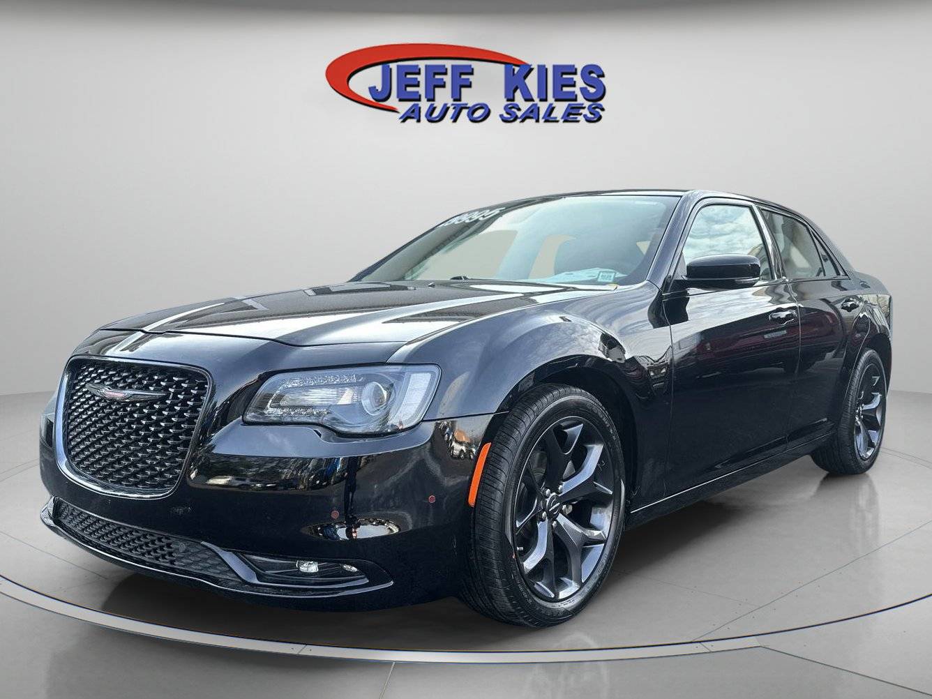 2023 Chrysler 300 S — Sedan — 35,000 mi — Apalachin, NY