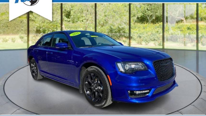 2021 Chrysler 300 Touring L — Sedan — 20,024 mi — Frederick, MD