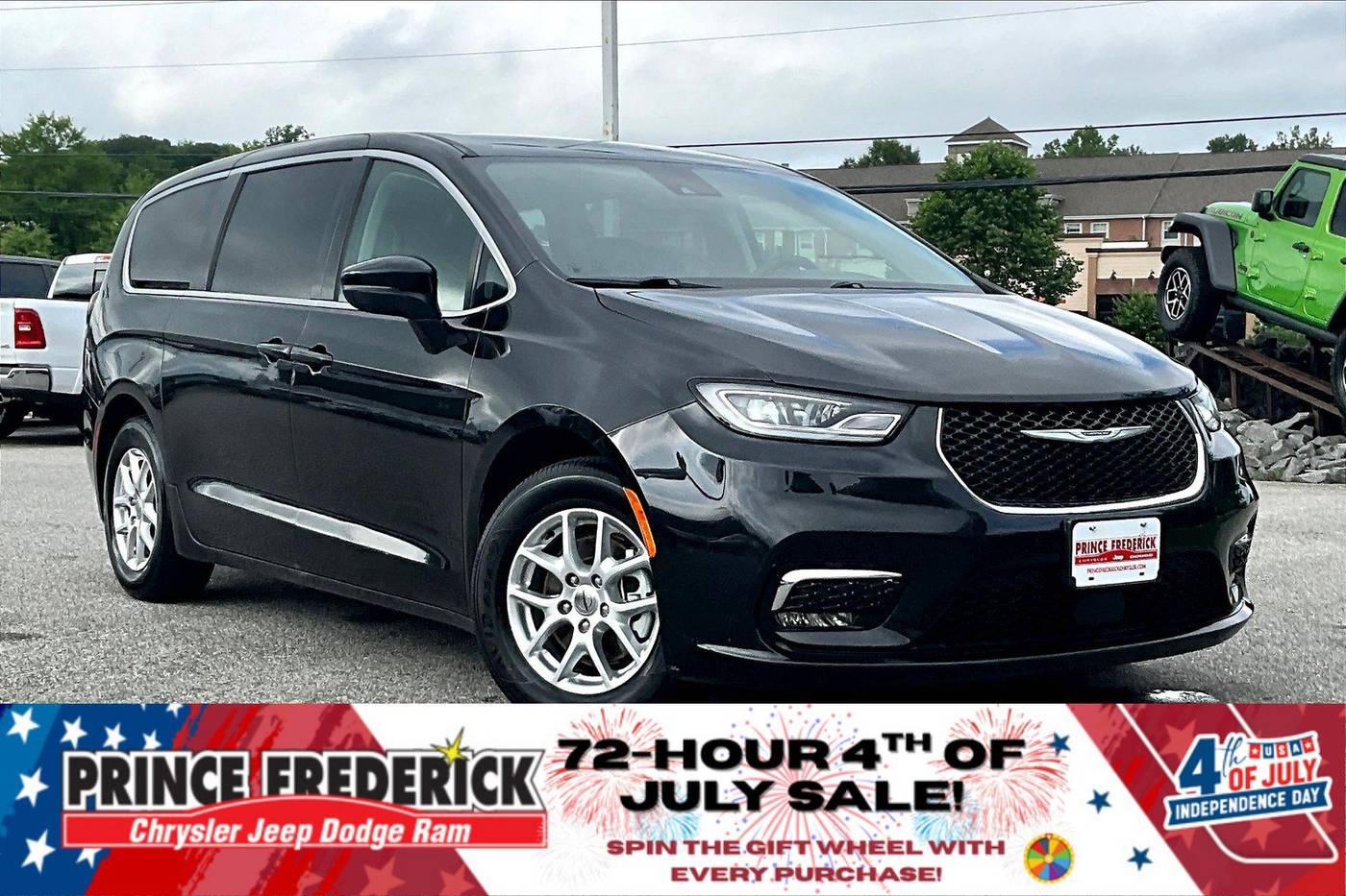 2023 Chrysler Pacifica Touring L — Minivan — 68,584 mi — Prince Frederick, MD