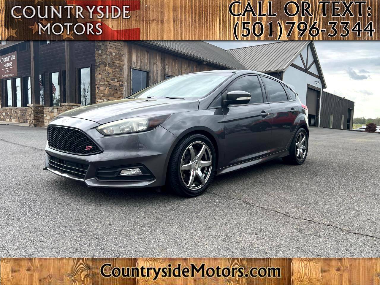 2017 Ford Focus ST — Hatchback — 118,401 mi — Conway, AR