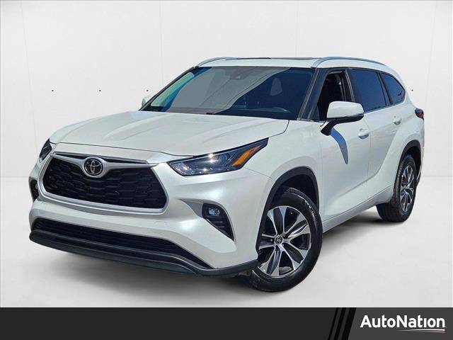 2023 Toyota Highlander XLE — SUV — 43,387 mi — Peoria, AZ
