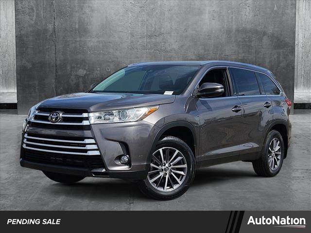 2019 Toyota Highlander XLE — SUV — 61,734 mi — Peoria, AZ
