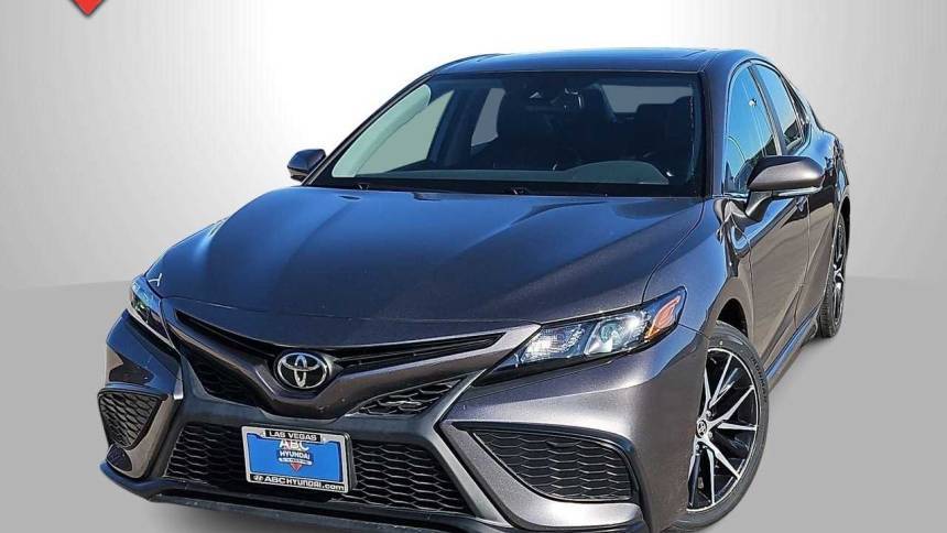 2021 Toyota Camry SE — Sedan — 17,570 mi — Las Vegas, NV