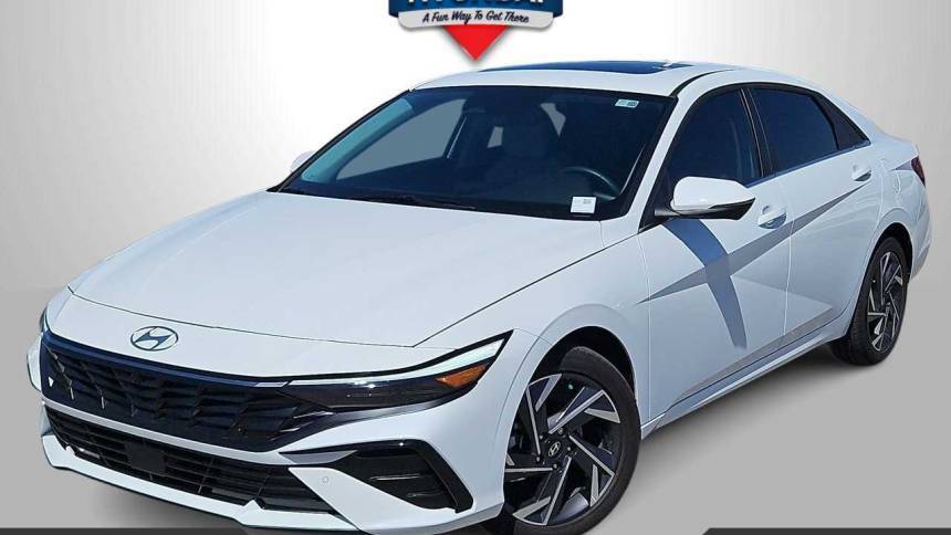 2024 Hyundai Elantra Limited — Sedan — 5,738 mi — Las Vegas, NV