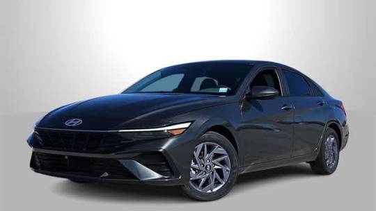 2024 Hyundai Elantra Hybrid Blue — Sedan — 4,827 mi — Las Vegas, NV