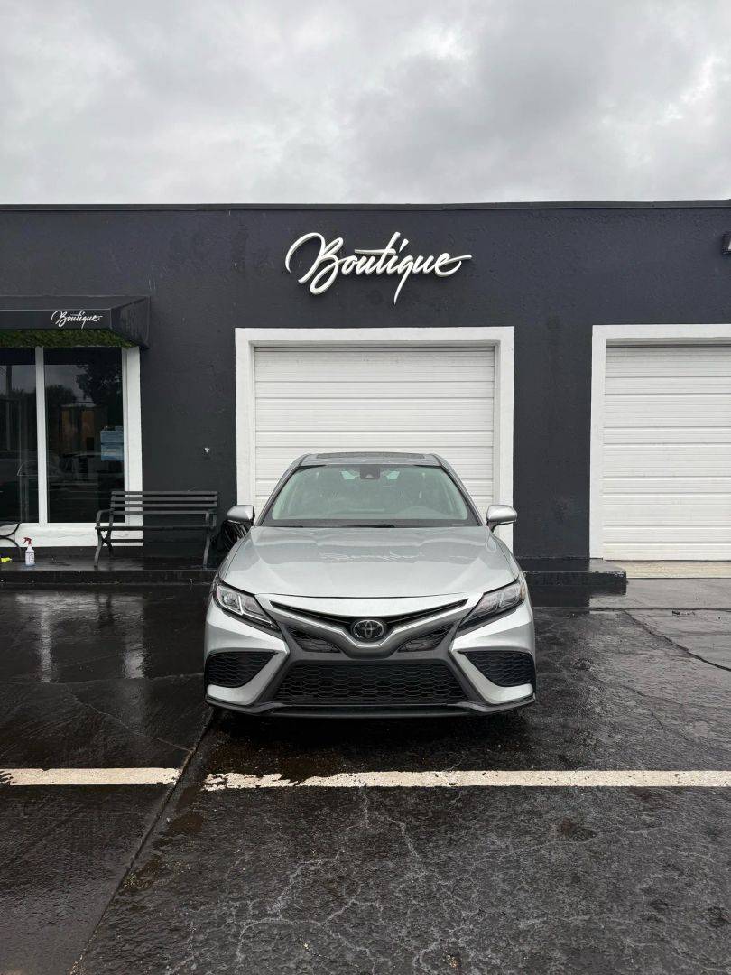 2022 Toyota Camry SE — Sedan — 25,021 mi — Fort Lauderdale, FL