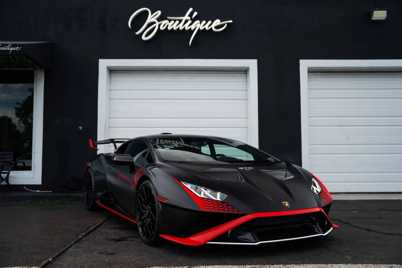 2024 Lamborghini Huracan STO