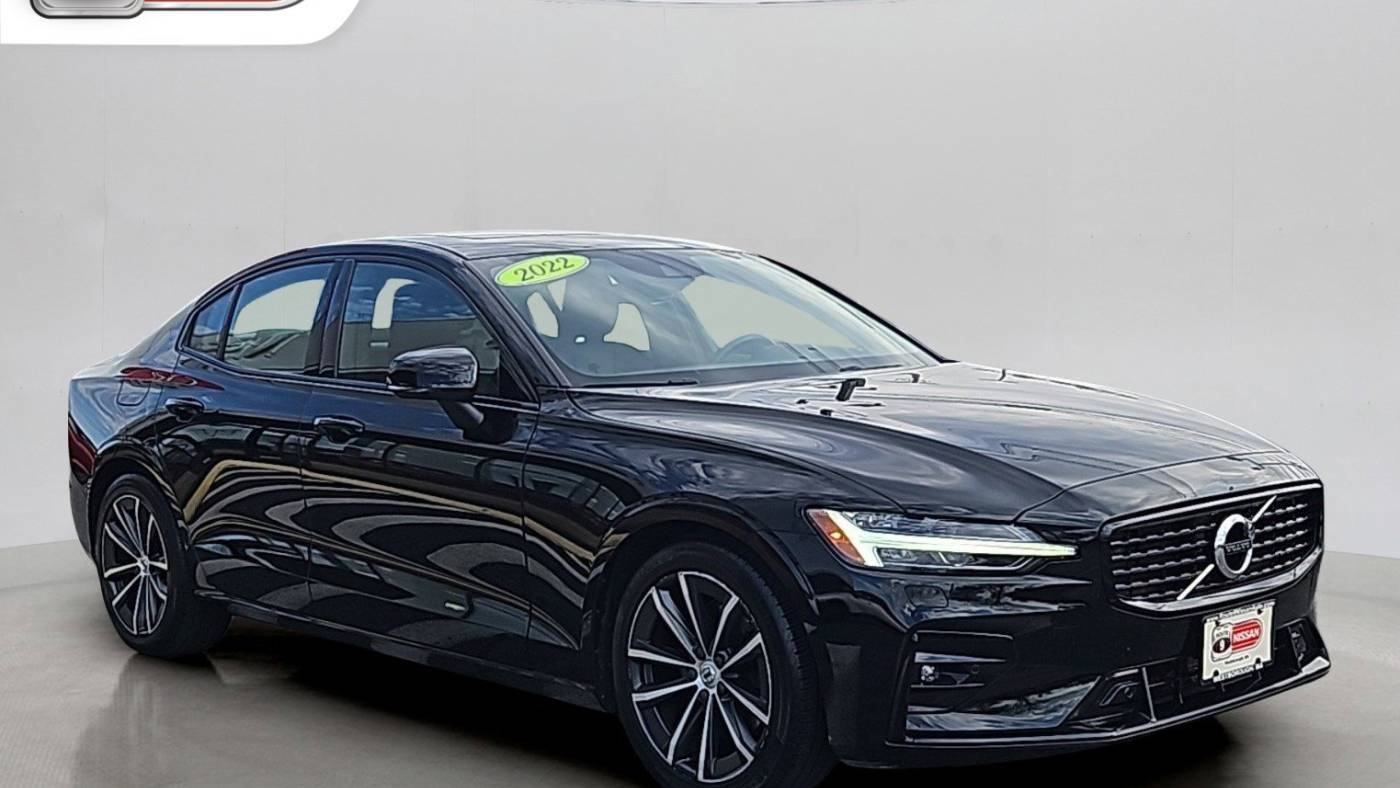 2022 Volvo S60 Momentum — Sedan — 30,417 mi — Westborough, MA