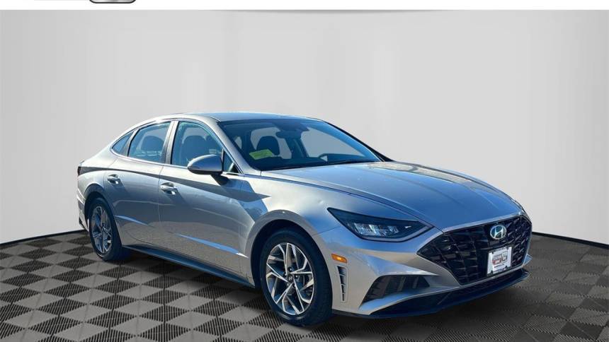 2022 Hyundai Sonata SEL — Sedan — 13,557 mi — Mansfield, MA