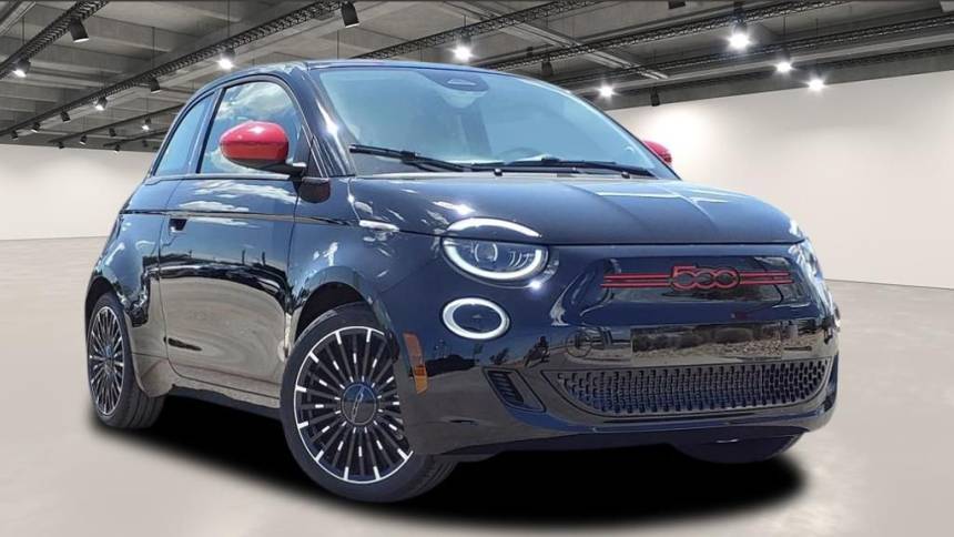 2024 FIAT 500e INSPI(RED) — Coupe — 3,084 mi — Killeen, TX