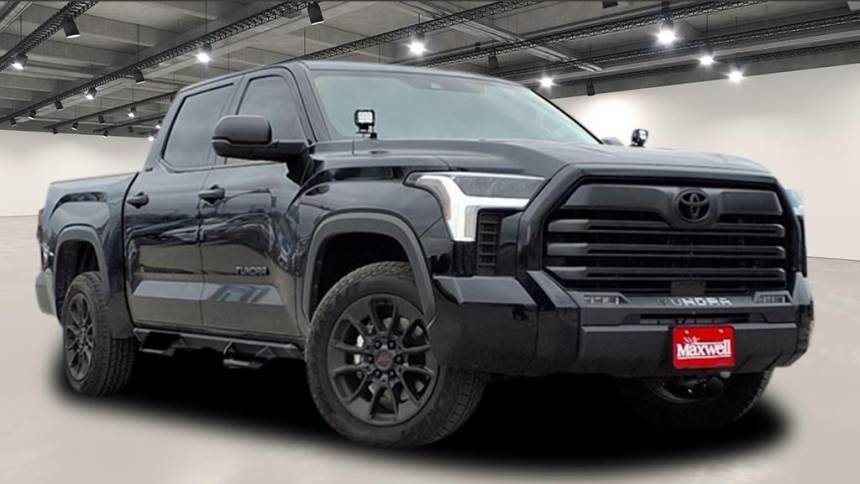 2023 Toyota Tundra SR5 — Pickup Truck — 15,216 mi — Killeen, TX