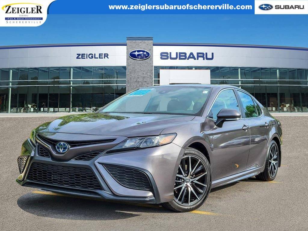 2023 Toyota Camry Hybrid SE — Sedan — 50,508 mi — Schererville, IN