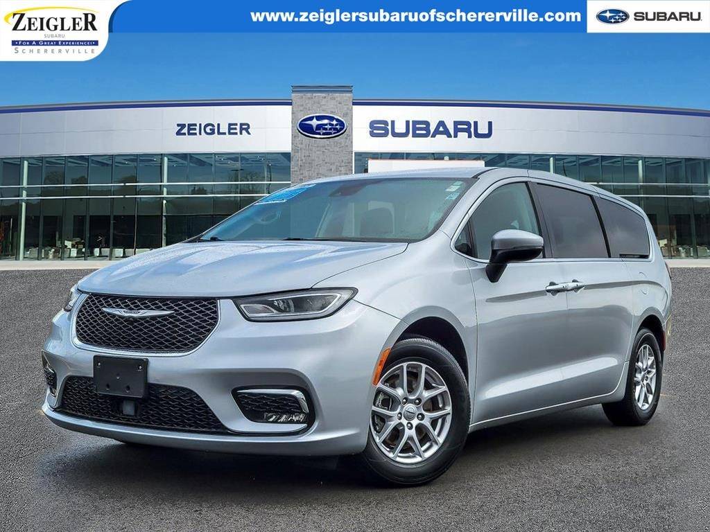2023 Chrysler Pacifica Touring L — Minivan — 60,498 mi — Schererville, IN