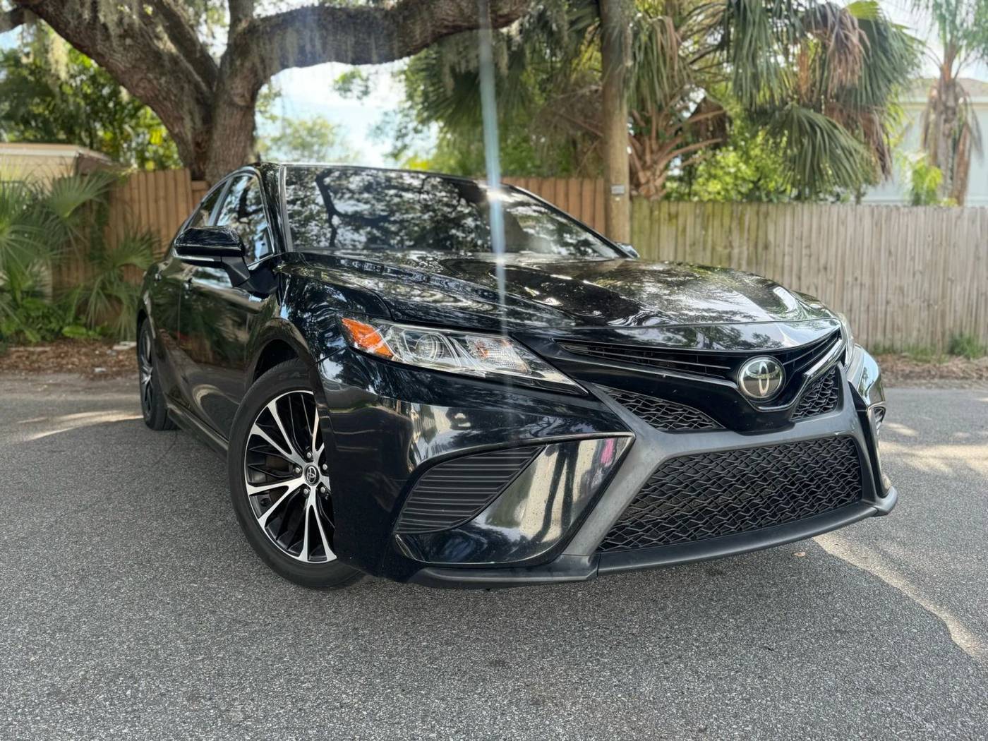 2020 Toyota Camry SE — Sedan — 78,804 mi — Tampa, FL