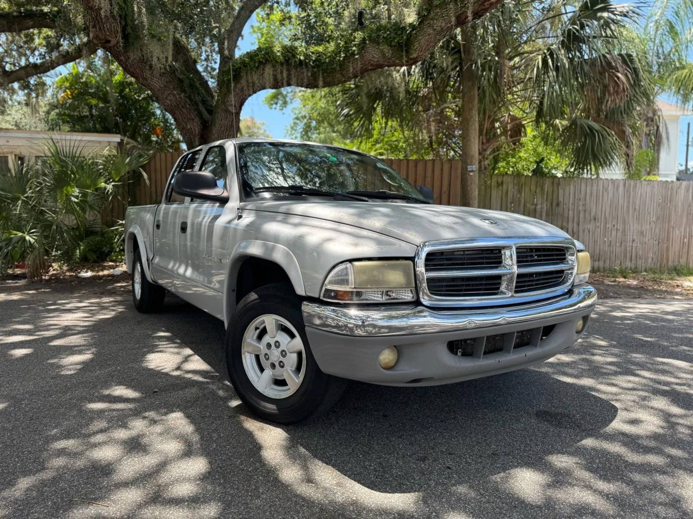 2002 Dodge Dakota SLT — Pickup Truck — 187,599 mi — Tampa, FL