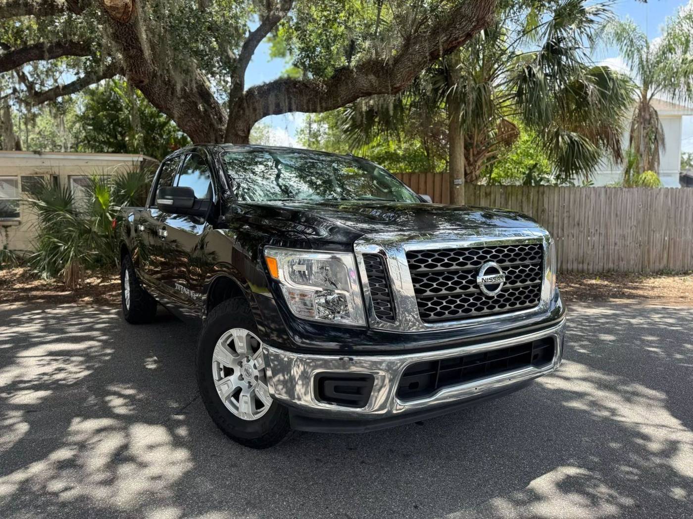 2018 Nissan Titan SV — Pickup Truck — 32,027 mi — Tampa, FL