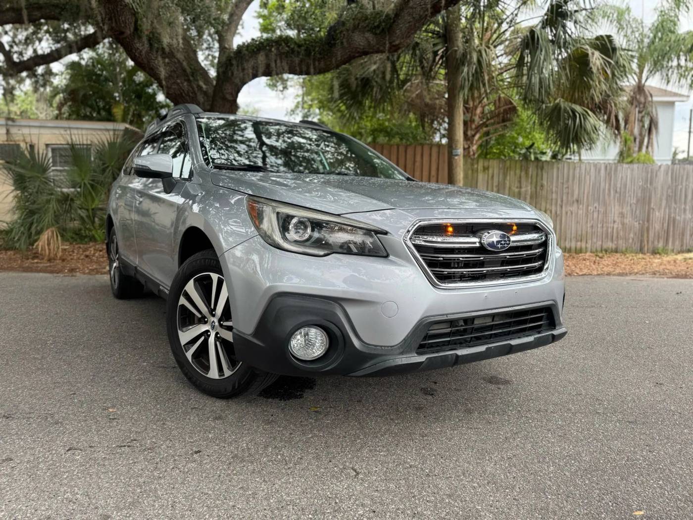 2018 Subaru Outback 3.6R Limited — SUV — 73,734 mi — Tampa, FL