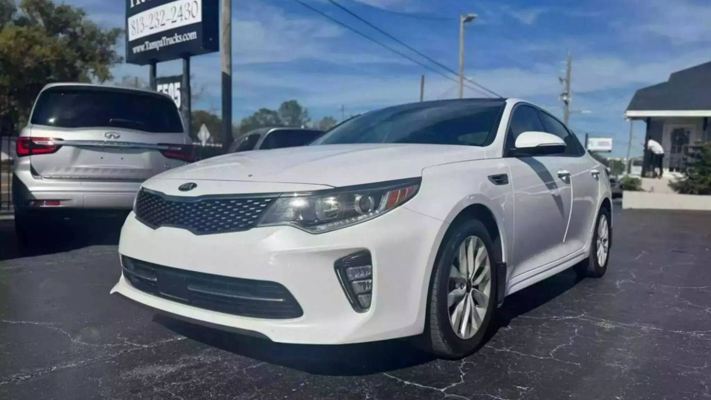 2018 Kia Optima EX — Sedan — 64,805 mi — Tampa, FL