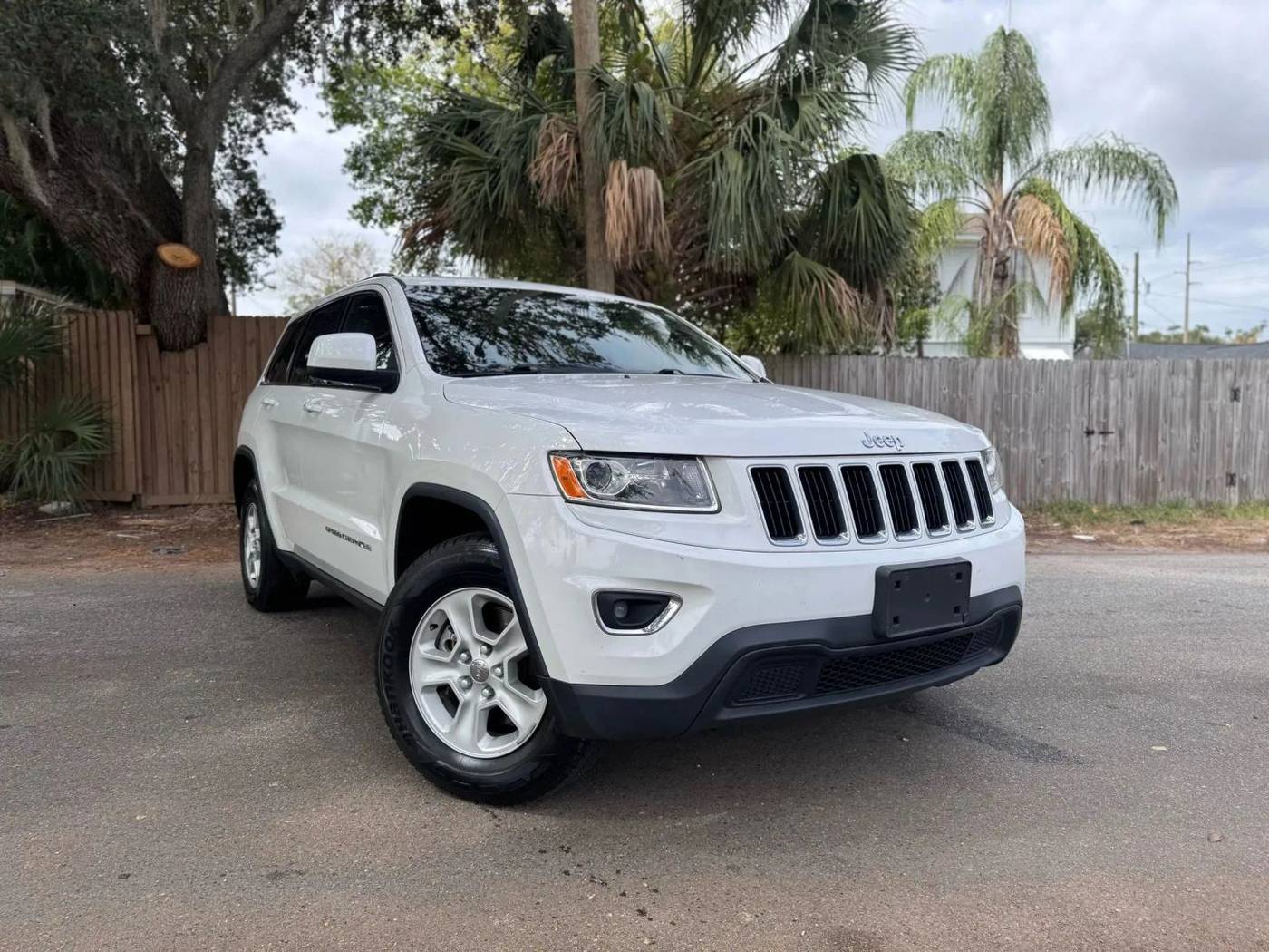 2015 Jeep Grand Cherokee Laredo — SUV — 108,776 mi — Tampa, FL