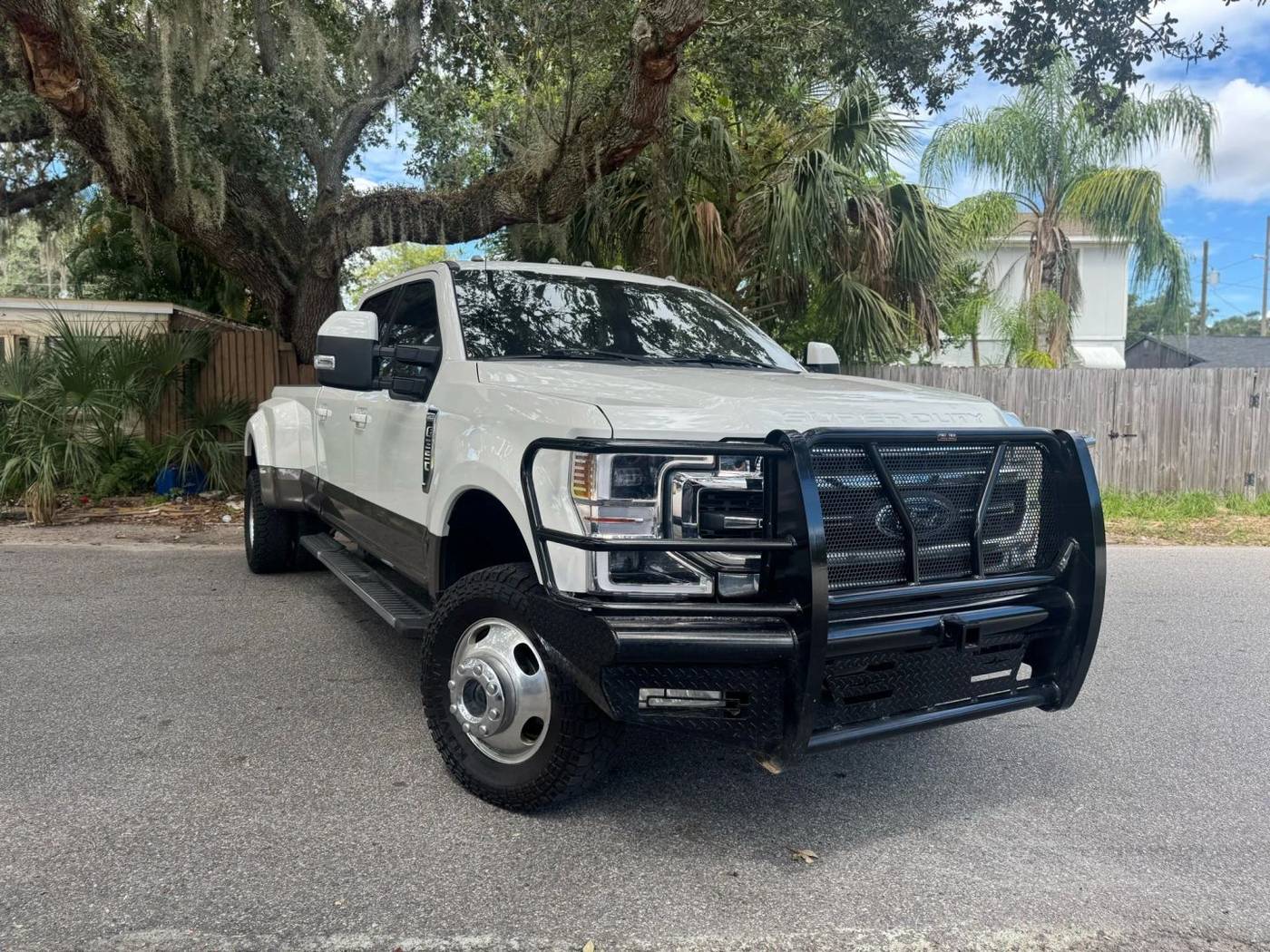 2020 Ford Super Duty F-350 Lariat — Pickup Truck — 96,017 mi — Tampa, FL