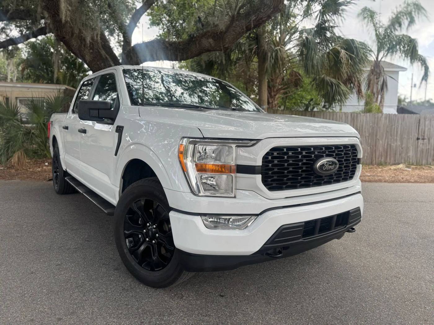 2022 Ford F-150 XL — Pickup Truck — 97,159 mi — Tampa, FL
