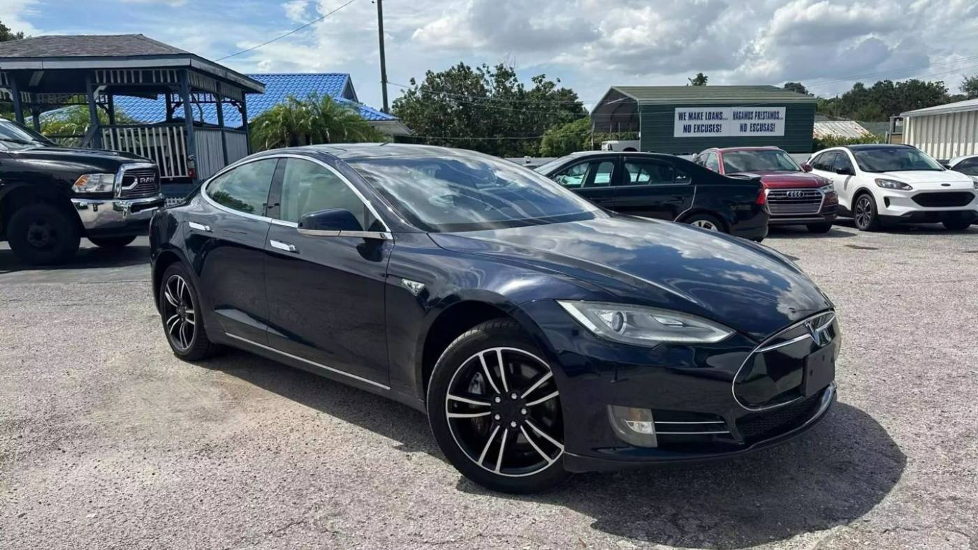 2013 Tesla Model S Performance