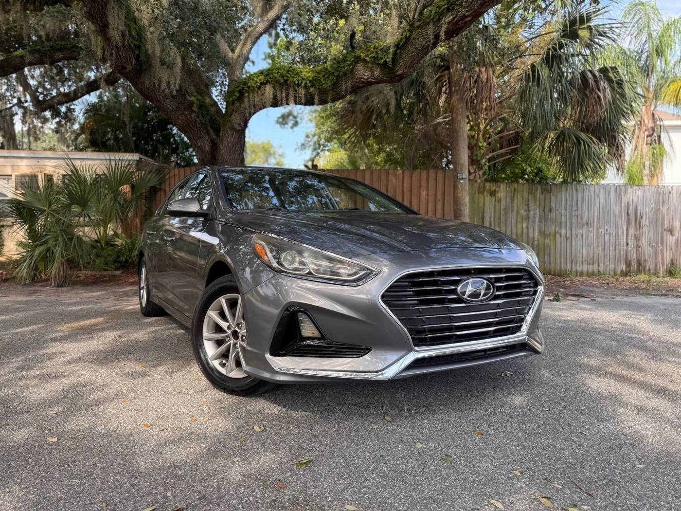 2019 Hyundai Sonata SE — Sedan — 109,836 mi — Tampa, FL