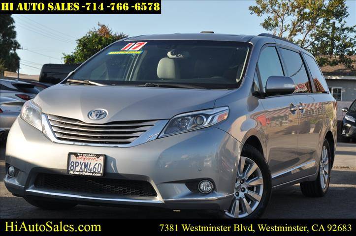 2017 Toyota Sienna Limited — Minivan — 122,600 mi — Westminster, CA