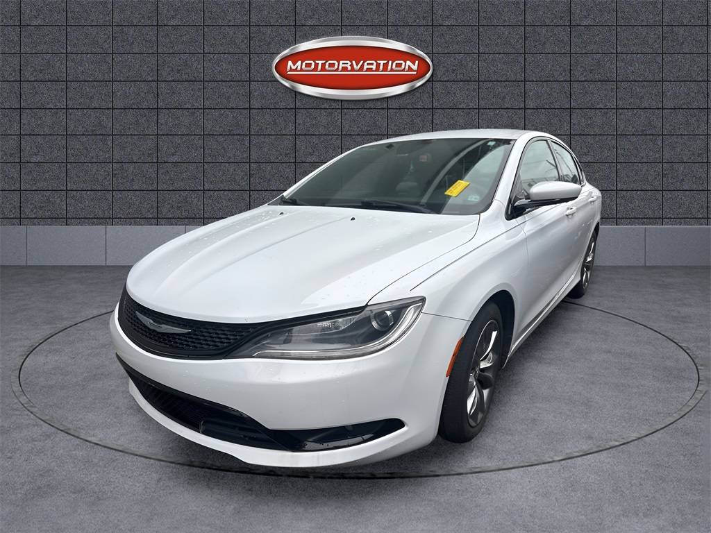2015 Chrysler 200 S — Sedan — 65,332 mi — Altanta, GA