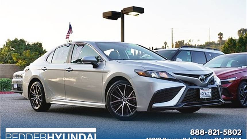 2023 Toyota Camry SE — Sedan — 15,794 mi — Poway, CA