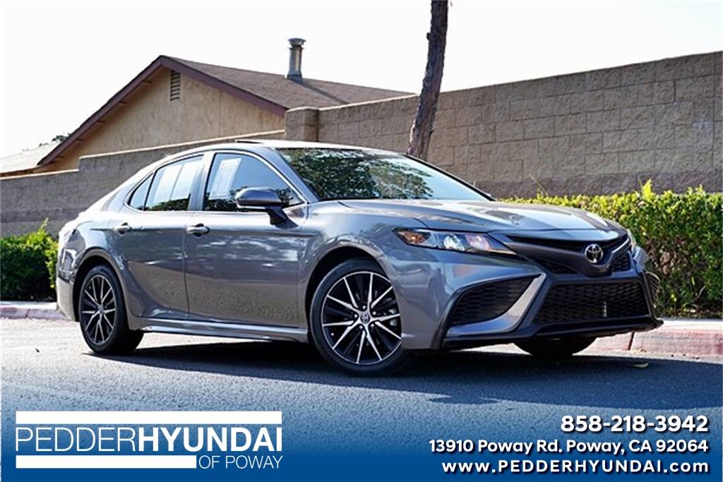 2022 Toyota Camry SE — Sedan — 23,675 mi — Poway, CA