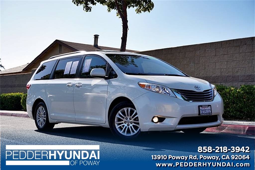 2017 Toyota Sienna XLE Premium — Minivan — 45,593 mi — Poway, CA
