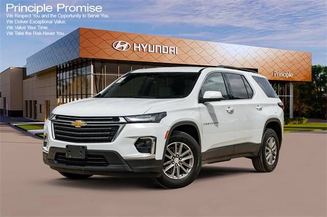 2023 Chevrolet Traverse LT Cloth — SUV — 74,836 mi — Boerne, TX