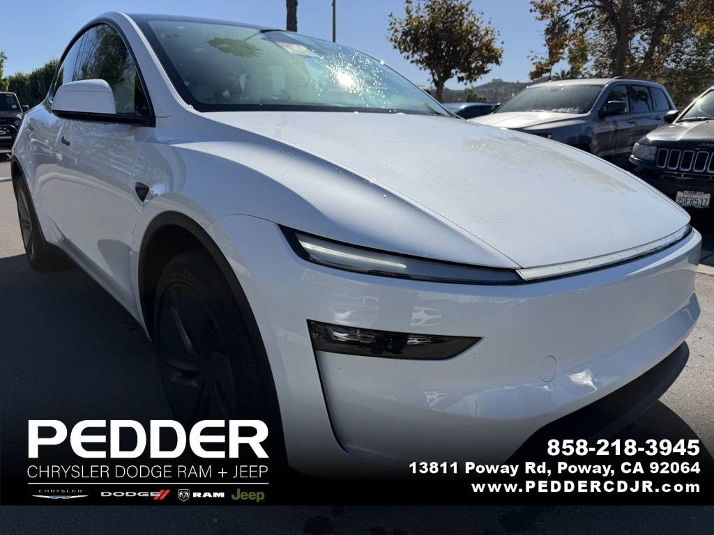 2026 Tesla Model Y Long Range — SUV — 7,018 mi — Poway, CA