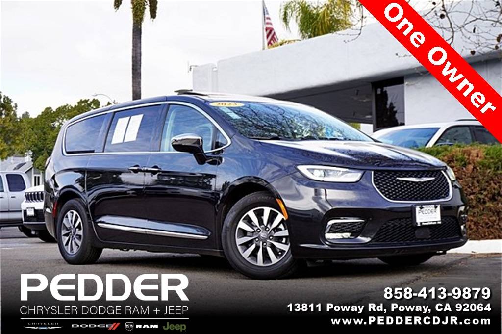 2023 Chrysler Pacifica Hybrid Limited — Minivan — 52,238 mi — Poway, CA