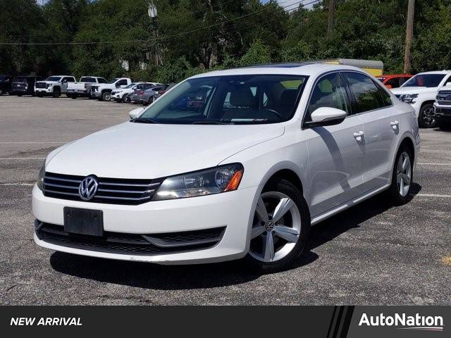 2012 Volkswagen Passat SE — Sedan — 127,394 mi — Austin, TX
