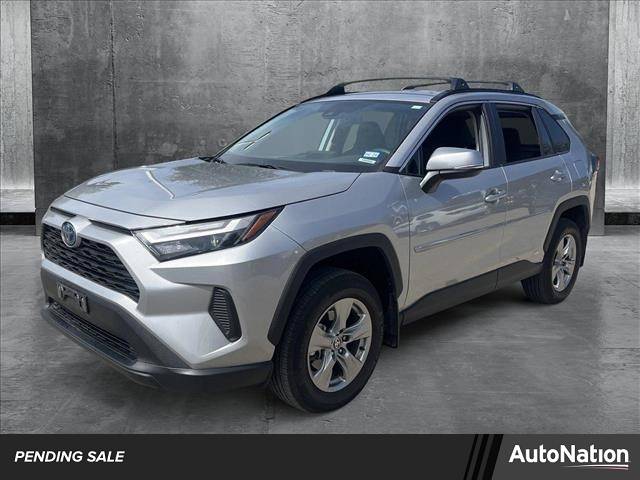 2024 Toyota RAV4 Hybrid XLE — SUV — 30,719 mi — Austin, TX