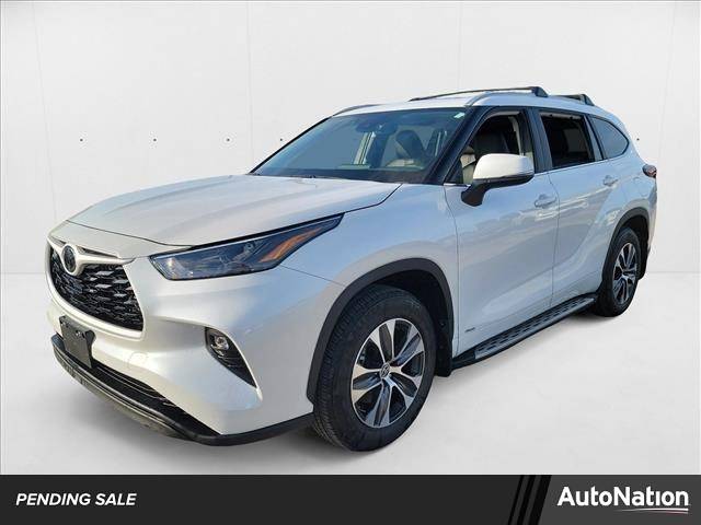 2025 Toyota Highlander Hybrid XLE — SUV — 3,767 mi — Austin, TX