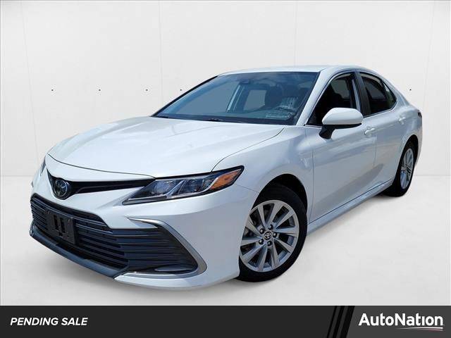 2022 Toyota Camry LE — Sedan — 18,525 mi — Austin, TX