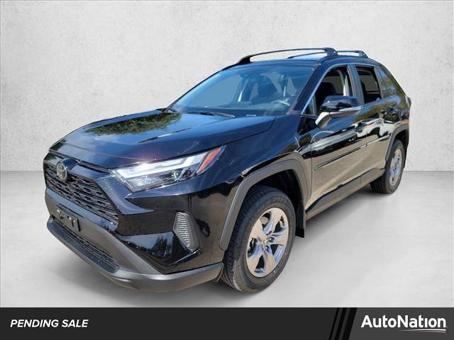 2025 Toyota RAV4 XLE — SUV — 3,142 mi — Austin, TX