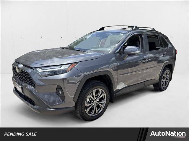 2025 Toyota RAV4 Hybrid XLE Premium — SUV — 4,236 mi — Austin, TX