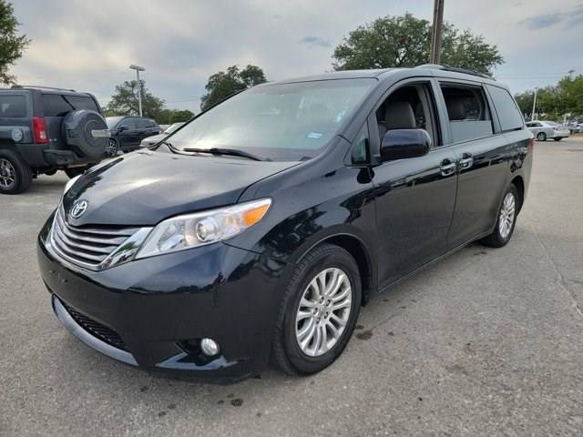 2015 Toyota Sienna XLE Premium — Minivan — 148,372 mi — Austin, TX
